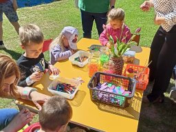 Tvoření s maminkami