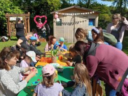 Tvoření s maminkami