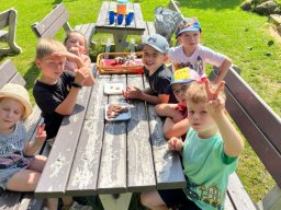 ZVONEČEK - ČERVEN 1