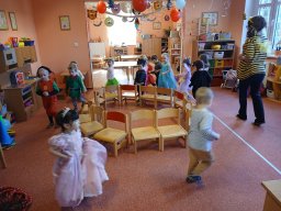 Karneval v Kopretince