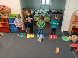 LISTOPAD VE SLUNÍČKU