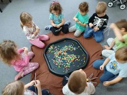 PROSINEC VE SLUNÍČKU