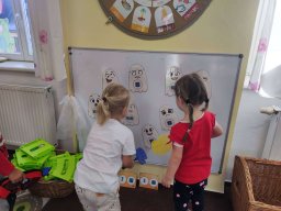 LISTOPAD U ŽABIČEK